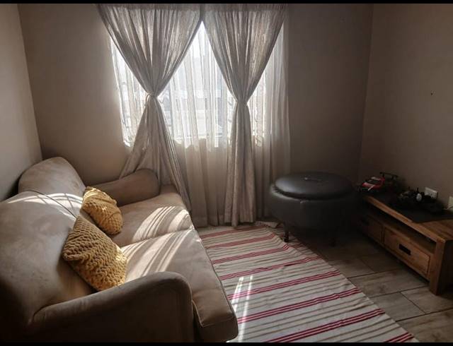 2 BEDROOM APARTMENT FOR SALE IN FLEURHOF